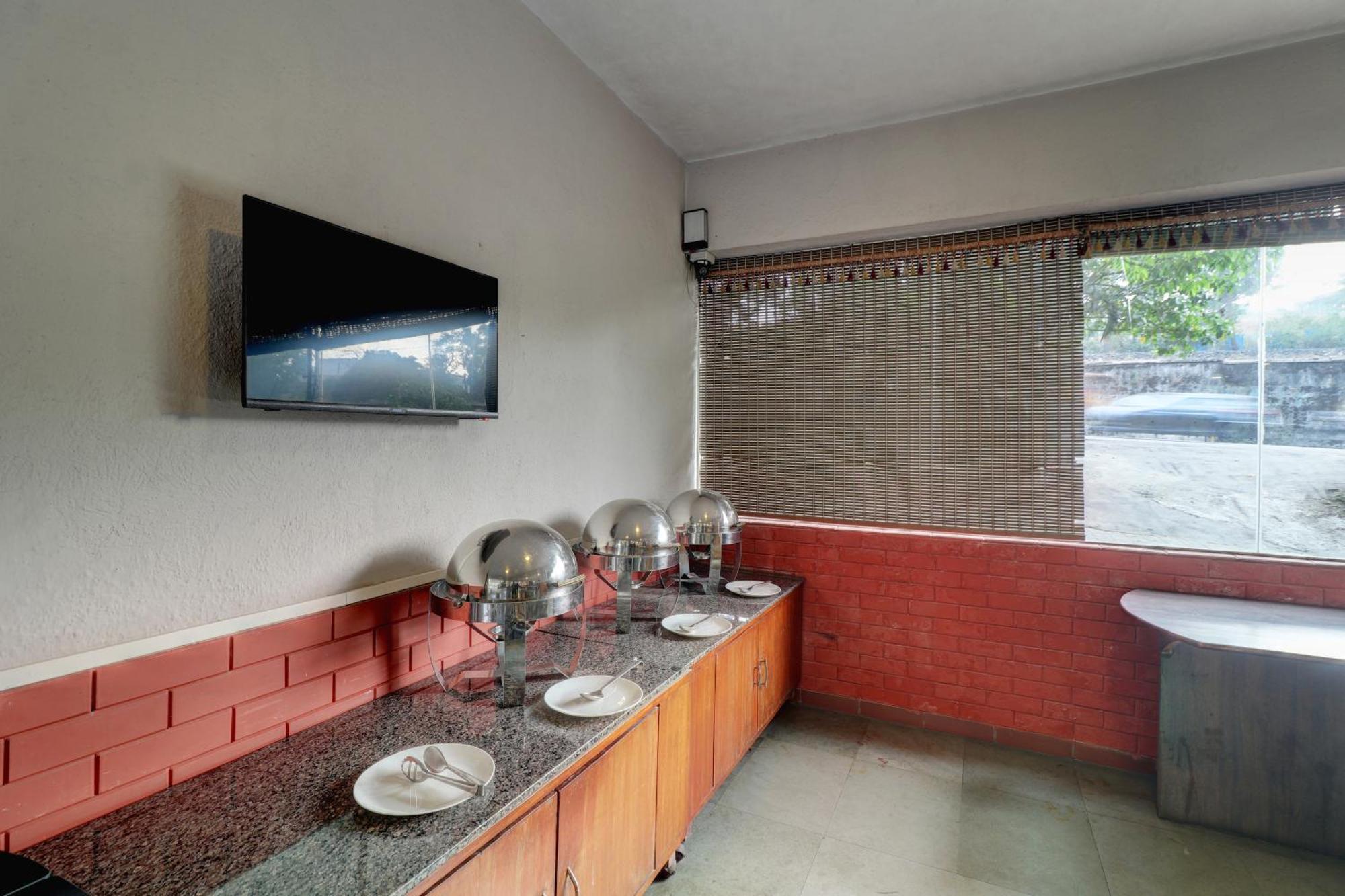 AMAZINN VILLA Neatspace Hotel Lonavala Buitenkant foto